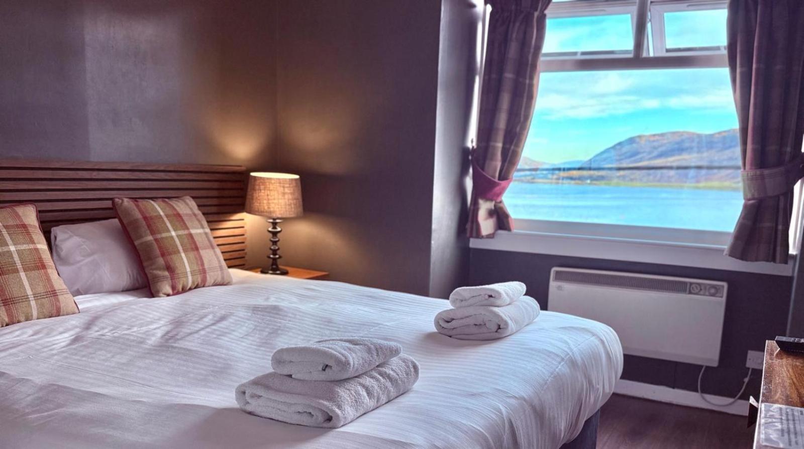 Argyll Hotel Ullapool Exterior photo
